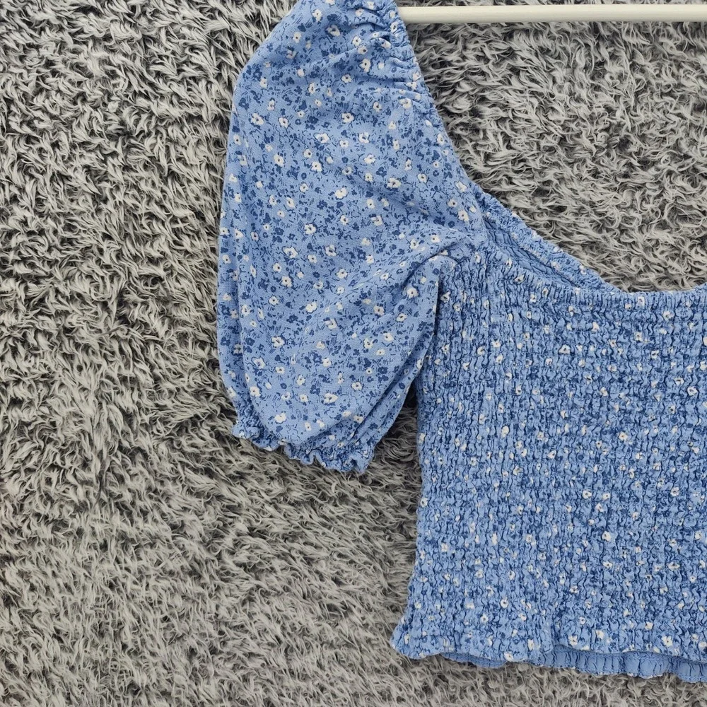 Abercrombie Fitch Womens Cottage Milkmaid Linen Blend Smocked Top M Blue Crop